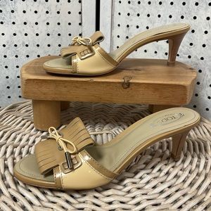 TOD’S Italian leather